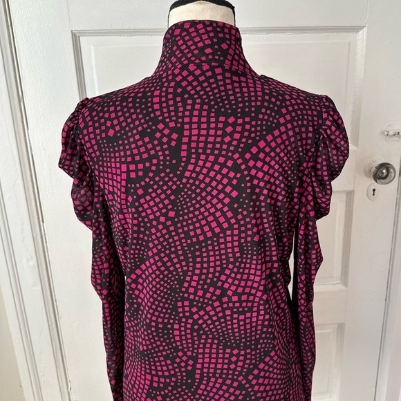 Nine West Women's Blouse Puff Sleeves Geometric Pink Print‎ Feminine Career Y2K - Picture 11 of 16